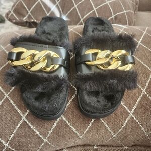 M1 - Black Plush Winter Slippers sz 6.5